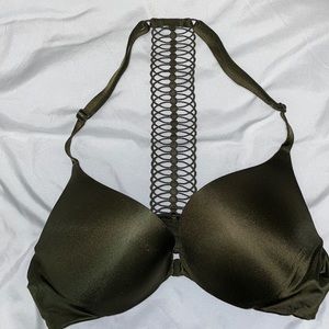 BRAND-NEW Victoria’s Secret Detailed Push-Up Bra